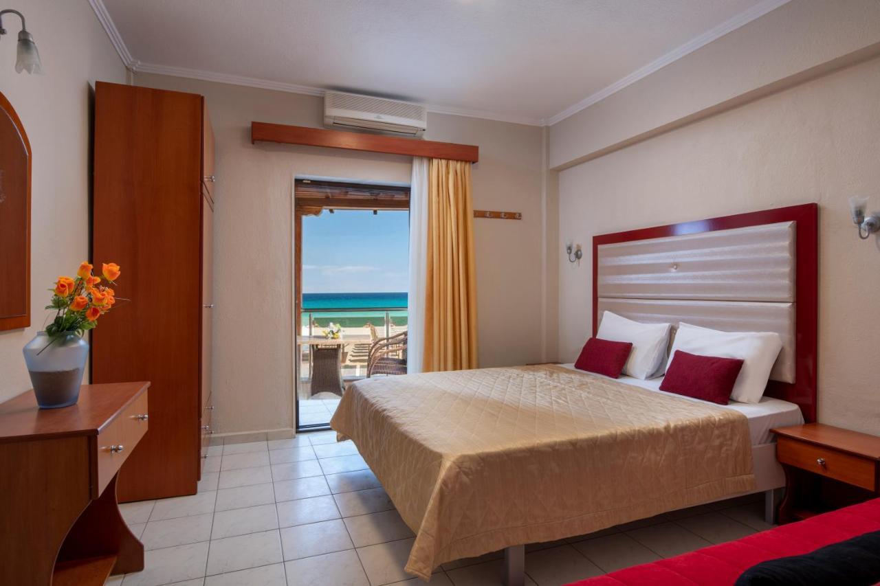 House Kostas On The Beach Sarti Esterno foto