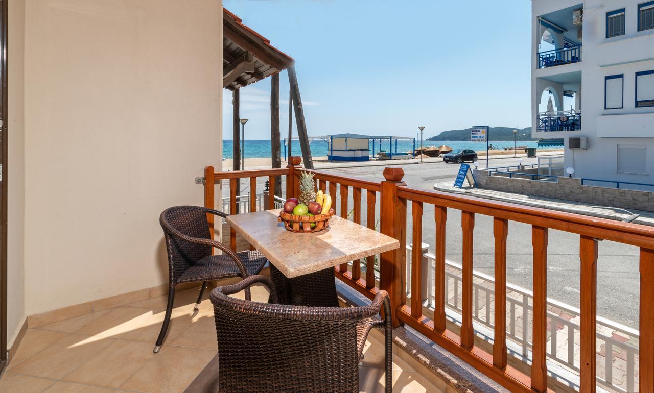 House Kostas On The Beach Sarti Esterno foto