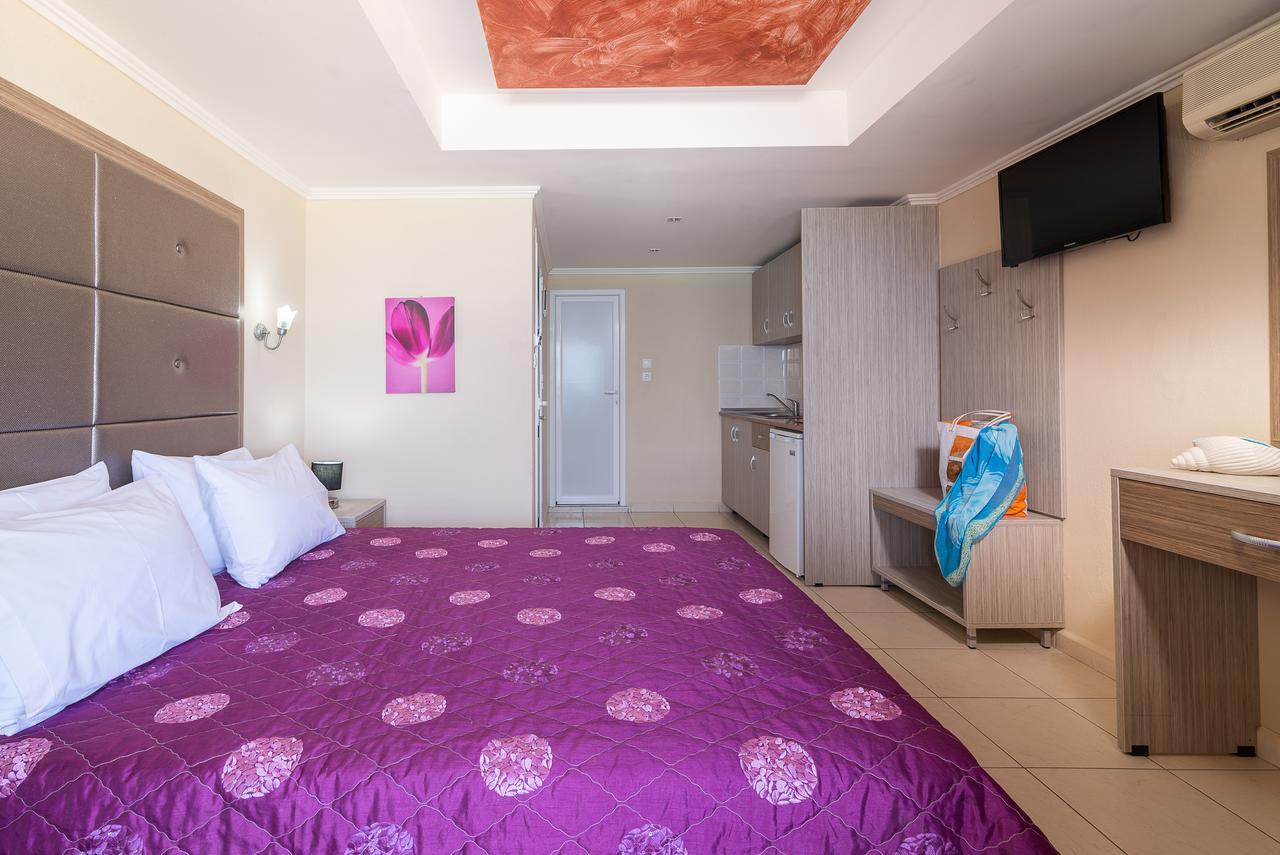 House Kostas On The Beach Sarti Esterno foto