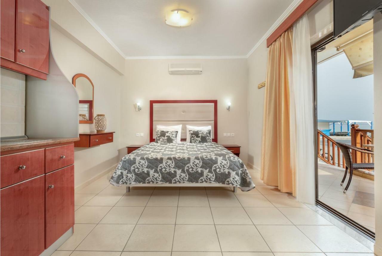 House Kostas On The Beach Sarti Esterno foto