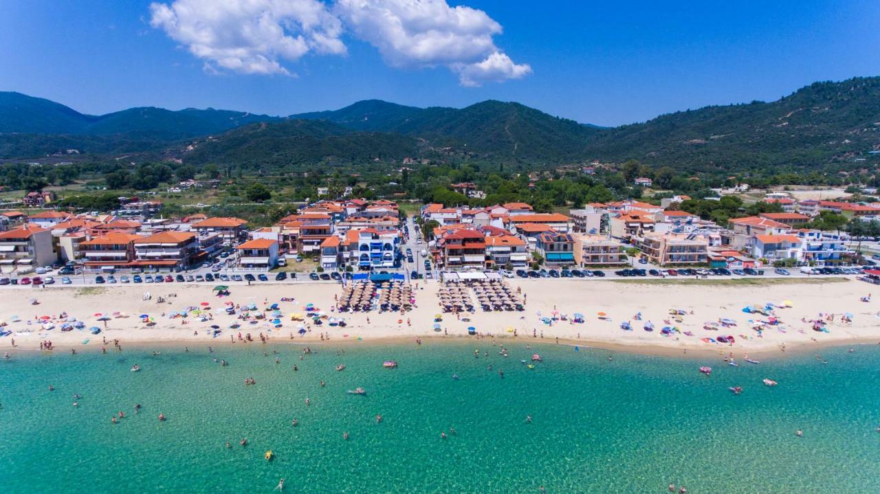 House Kostas On The Beach Sarti Esterno foto