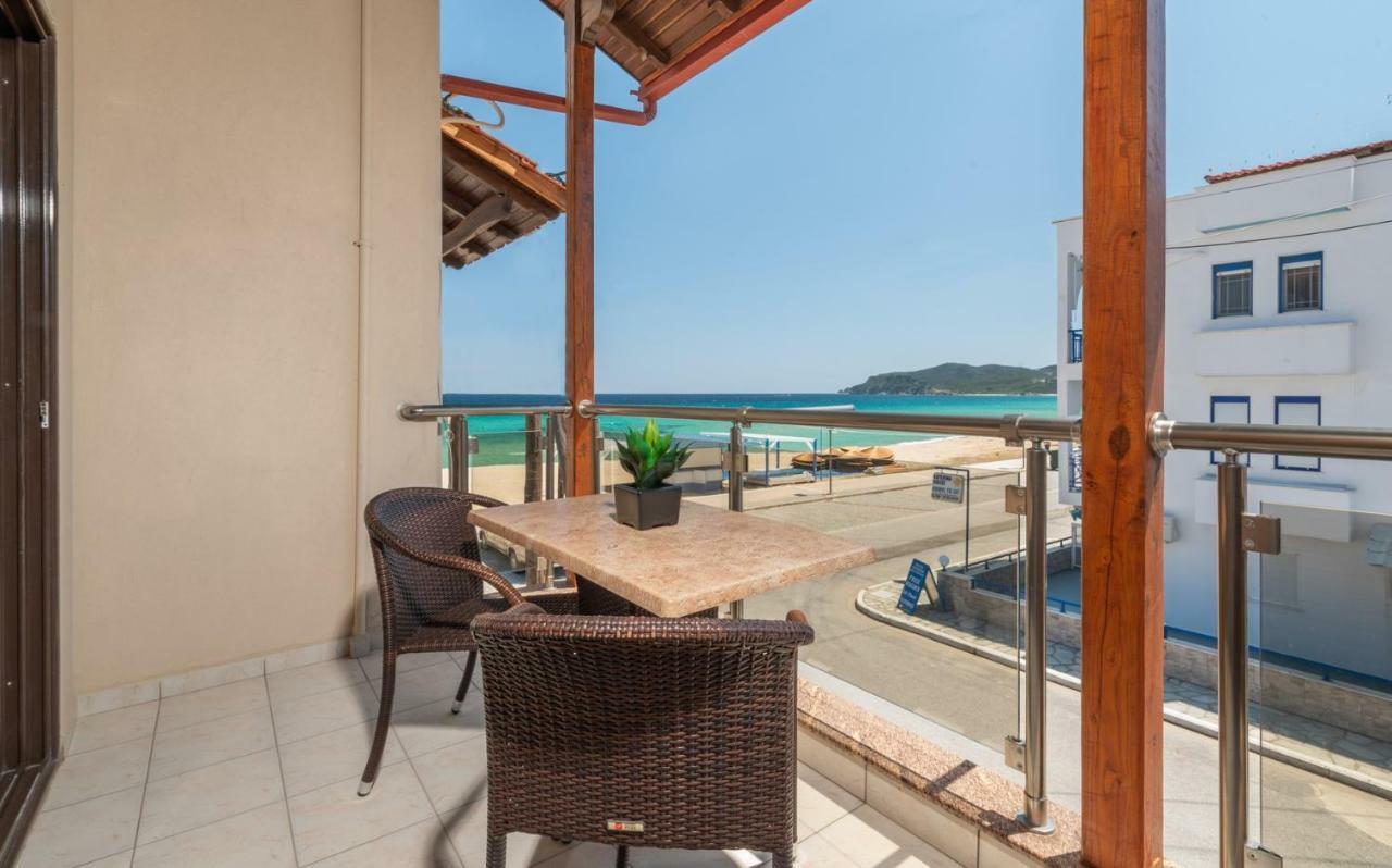House Kostas On The Beach Sarti Esterno foto