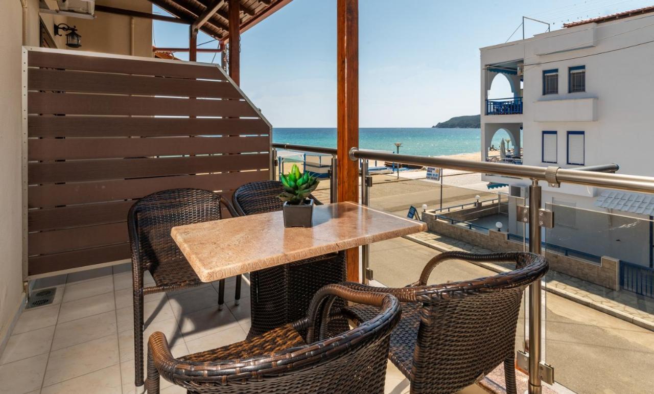 House Kostas On The Beach Sarti Esterno foto